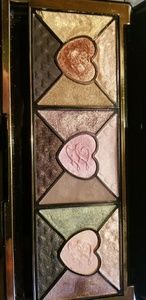 Too Faced eye shadow palette